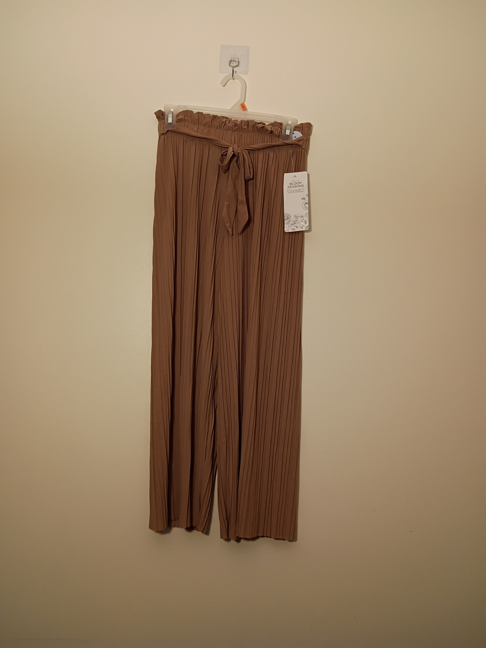 Pleated Wide-Leg Paperbag Pants - Tan